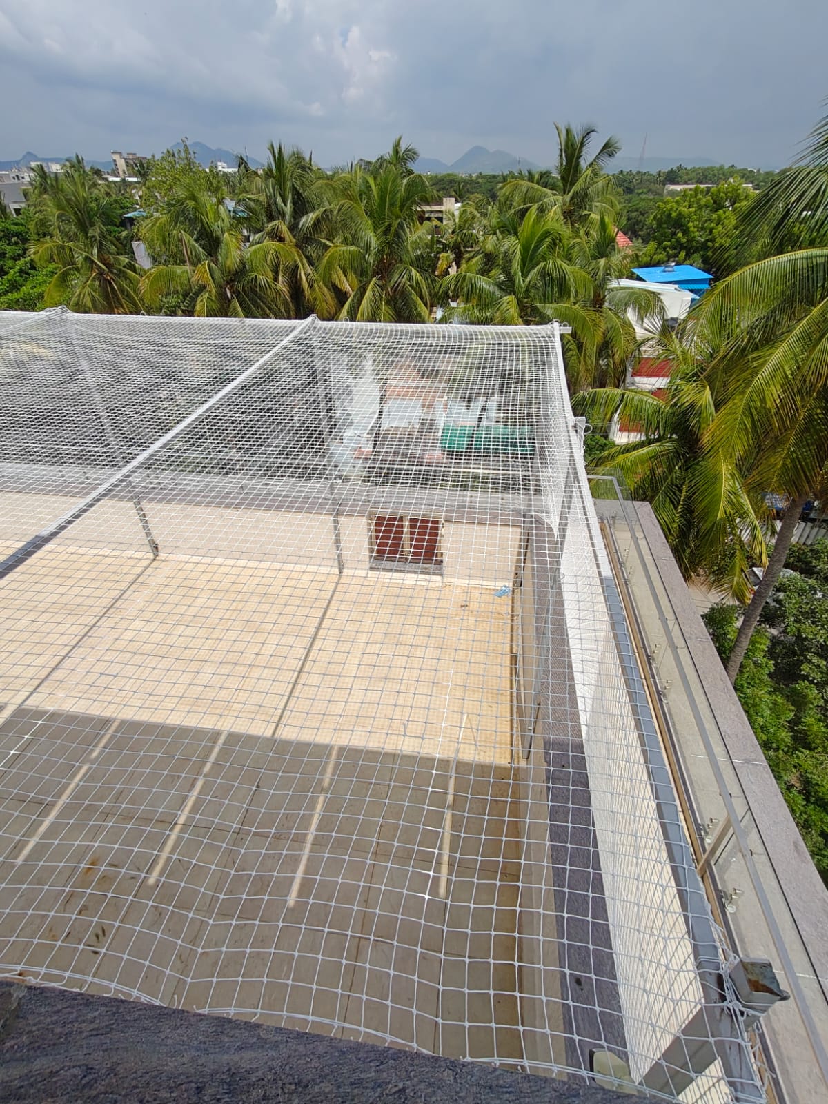 Terrace safety net installation